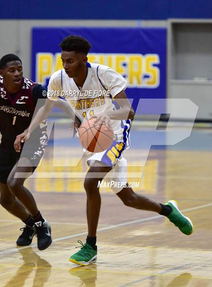 Thumbnail 3 in Prospect vs. Piedmont Hills photogallery.
