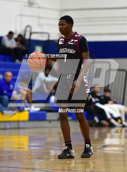 Thumbnail 2 in Prospect vs. Piedmont Hills photogallery.