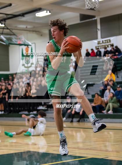 Thumbnail 1 in Tumwater @ Timberline photogallery.