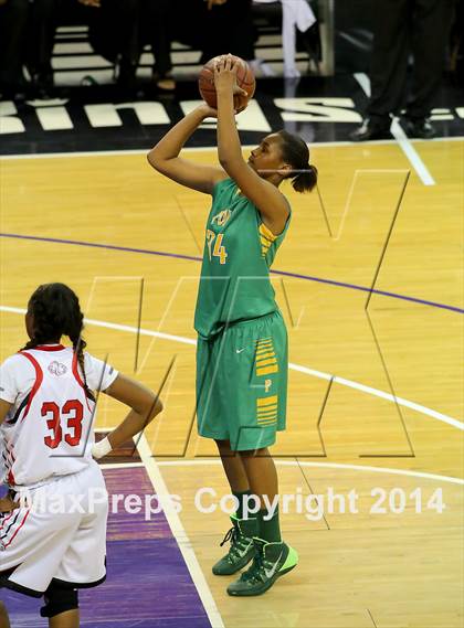 Thumbnail 1 in Salesian vs Long Beach Poly (CIF State Open Division Final) photogallery.