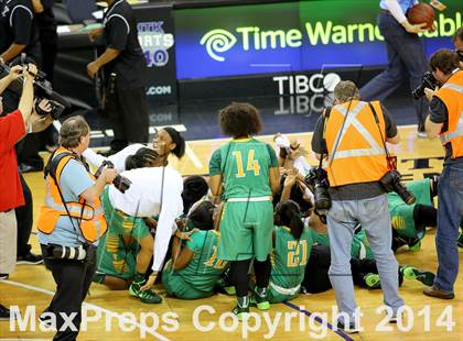 Thumbnail 2 in Salesian vs Long Beach Poly (CIF State Open Division Final) photogallery.