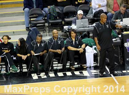 Thumbnail 3 in Salesian vs Long Beach Poly (CIF State Open Division Final) photogallery.