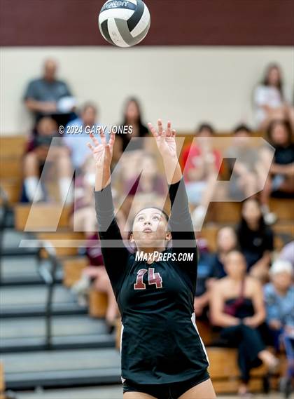 Thumbnail 2 in Vista del Lago @ Whitney photogallery.