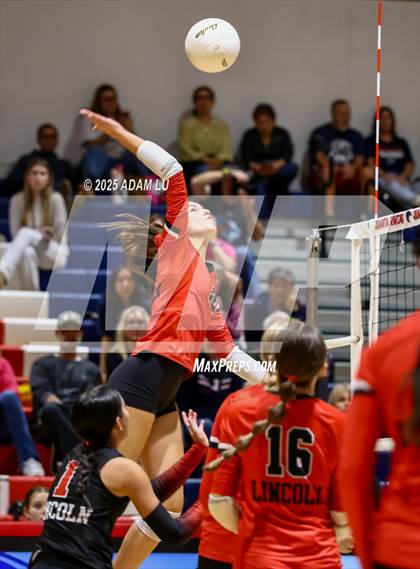 Thumbnail 3 in Lincoln @ Juanita photogallery.