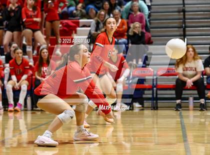 Thumbnail 3 in Lincoln @ Juanita photogallery.