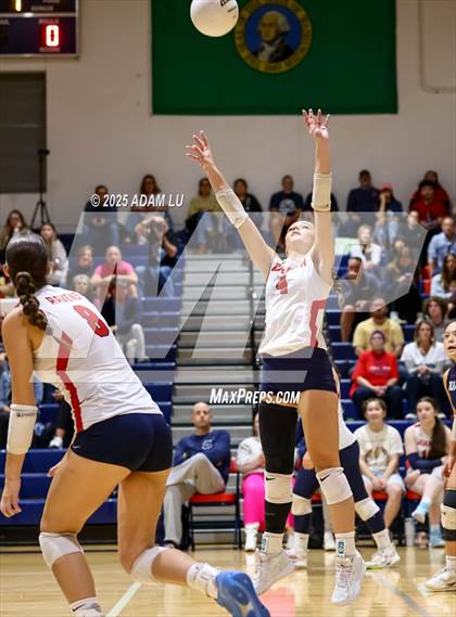 Thumbnail 2 in Lincoln @ Juanita photogallery.