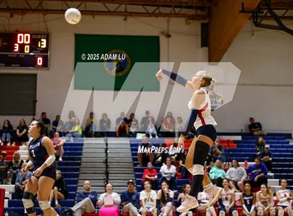 Thumbnail 1 in Lincoln @ Juanita photogallery.