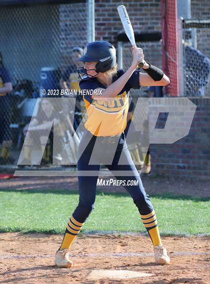 Thumbnail 3 in South Iredell @ North Iredell photogallery.