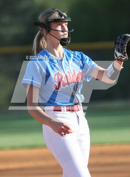 Thumbnail 2 in South Iredell @ North Iredell photogallery.