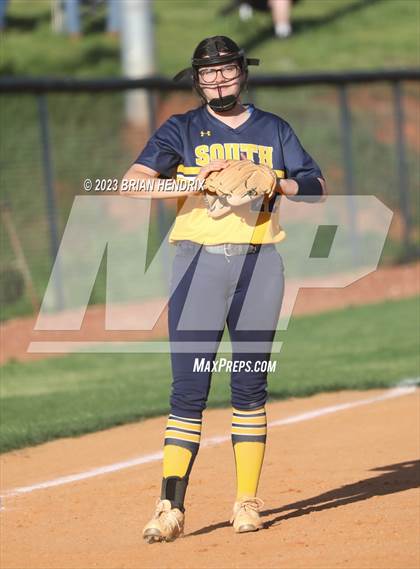 Thumbnail 2 in South Iredell @ North Iredell photogallery.