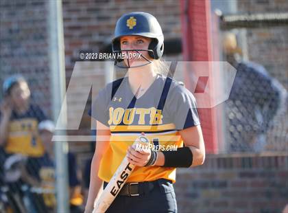 Thumbnail 1 in South Iredell @ North Iredell photogallery.