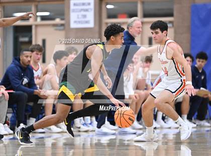 Thumbnail 3 in Vanden vs. Pacifica Christian (Meet in the Middle Classic) photogallery.