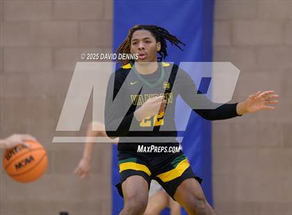 Thumbnail 3 in Vanden vs. Pacifica Christian (Meet in the Middle Classic) photogallery.