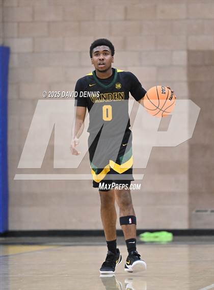 Thumbnail 3 in Vanden vs. Pacifica Christian (Meet in the Middle Classic) photogallery.