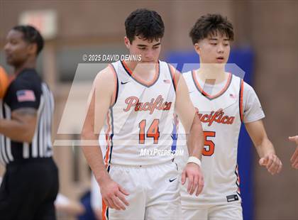 Thumbnail 3 in Vanden vs. Pacifica Christian (Meet in the Middle Classic) photogallery.