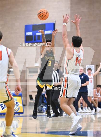 Thumbnail 1 in Vanden vs. Pacifica Christian (Meet in the Middle Classic) photogallery.