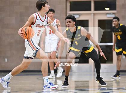 Thumbnail 3 in Vanden vs. Pacifica Christian (Meet in the Middle Classic) photogallery.