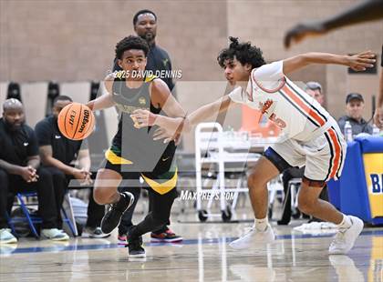 Thumbnail 3 in Vanden vs. Pacifica Christian (Meet in the Middle Classic) photogallery.