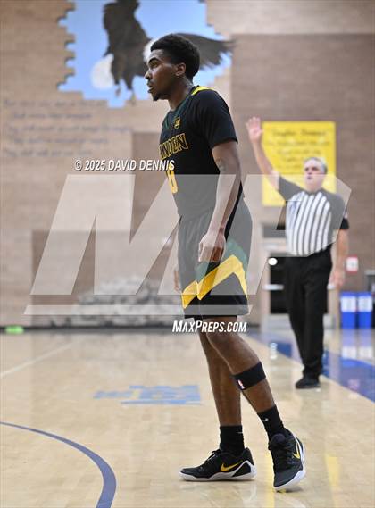 Thumbnail 2 in Vanden vs. Pacifica Christian (Meet in the Middle Classic) photogallery.