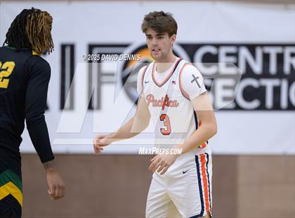 Thumbnail 1 in Vanden vs. Pacifica Christian (Meet in the Middle Classic) photogallery.