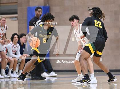 Thumbnail 3 in Vanden vs. Pacifica Christian (Meet in the Middle Classic) photogallery.