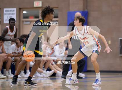 Thumbnail 2 in Vanden vs. Pacifica Christian (Meet in the Middle Classic) photogallery.