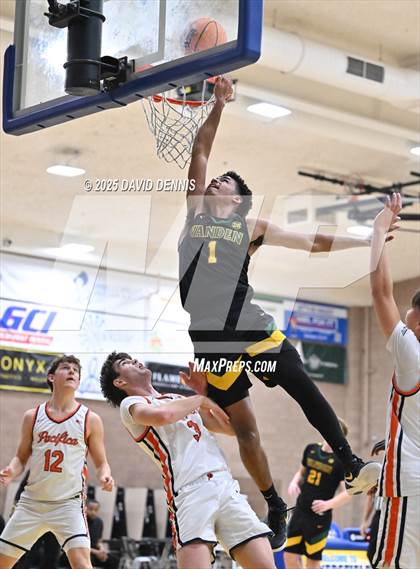 Thumbnail 1 in Vanden vs. Pacifica Christian (Meet in the Middle Classic) photogallery.