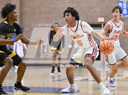 Thumbnail 1 in Vanden vs. Pacifica Christian (Meet in the Middle Classic) photogallery.