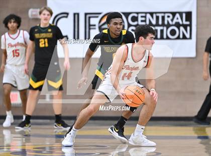 Thumbnail 3 in Vanden vs. Pacifica Christian (Meet in the Middle Classic) photogallery.