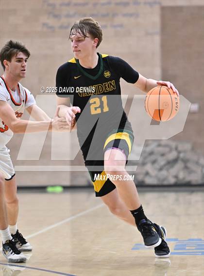 Thumbnail 1 in Vanden vs. Pacifica Christian (Meet in the Middle Classic) photogallery.