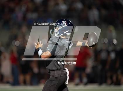 Thumbnail 1 in Villa Park @ Yorba Linda photogallery.