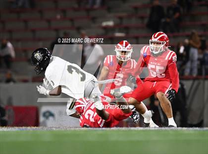 Thumbnail 1 in Servite @ Mater Dei photogallery.