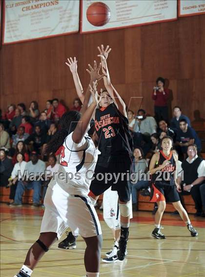 Thumbnail 1 in South Pasadena vs. La Salle photogallery.