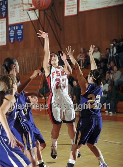 Thumbnail 1 in South Pasadena vs. La Salle photogallery.