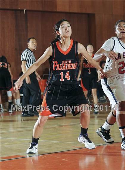 Thumbnail 1 in South Pasadena vs. La Salle photogallery.