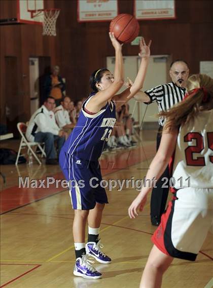 Thumbnail 2 in South Pasadena vs. La Salle photogallery.