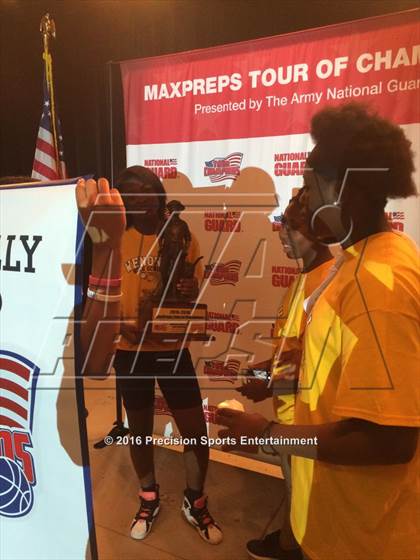Thumbnail 1 in Wenonah TOC Ceremony photogallery.