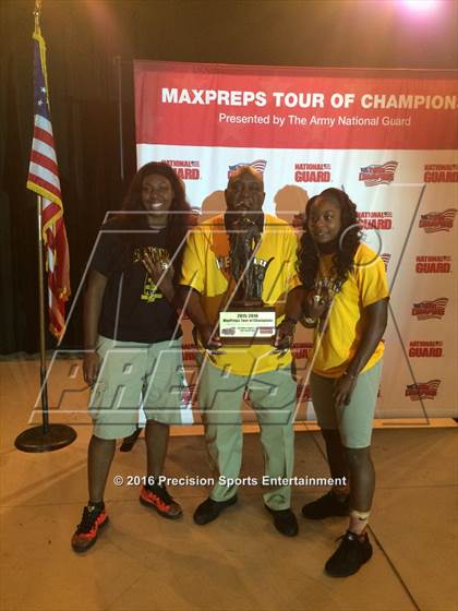 Thumbnail 1 in Wenonah TOC Ceremony photogallery.