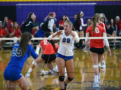 Thumbnail 3 in Dana Hills vs. Orange Lutheran (Durango Fall Classic) photogallery.