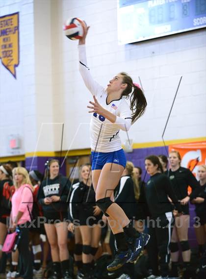 Thumbnail 3 in Dana Hills vs. Orange Lutheran (Durango Fall Classic) photogallery.