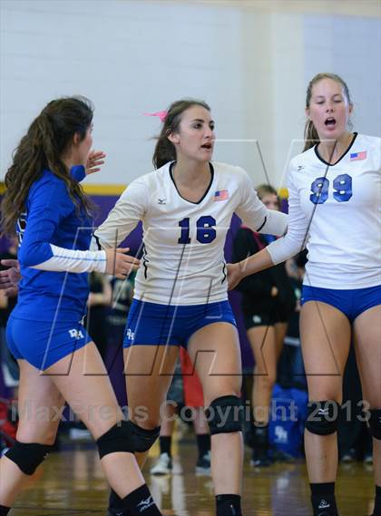 Thumbnail 1 in Dana Hills vs. Orange Lutheran (Durango Fall Classic) photogallery.