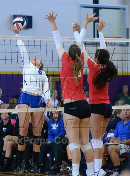 Thumbnail 3 in Dana Hills vs. Orange Lutheran (Durango Fall Classic) photogallery.