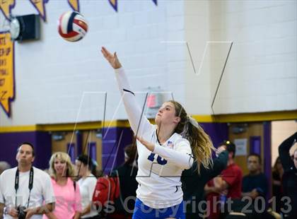 Thumbnail 2 in Dana Hills vs. Orange Lutheran (Durango Fall Classic) photogallery.