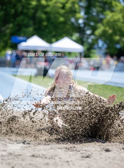 Thumbnail 2 in USHAA 6A Finals (Long Jump) photogallery.