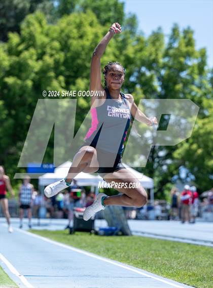 Thumbnail 3 in USHAA 6A Finals (Long Jump) photogallery.