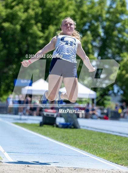 Thumbnail 2 in USHAA 6A Finals (Long Jump) photogallery.