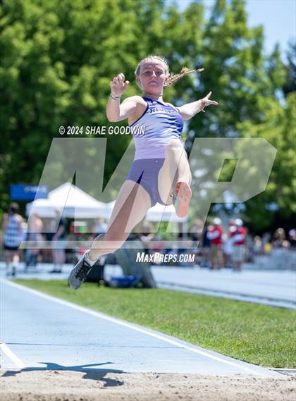 Thumbnail 2 in USHAA 6A Finals (Long Jump) photogallery.