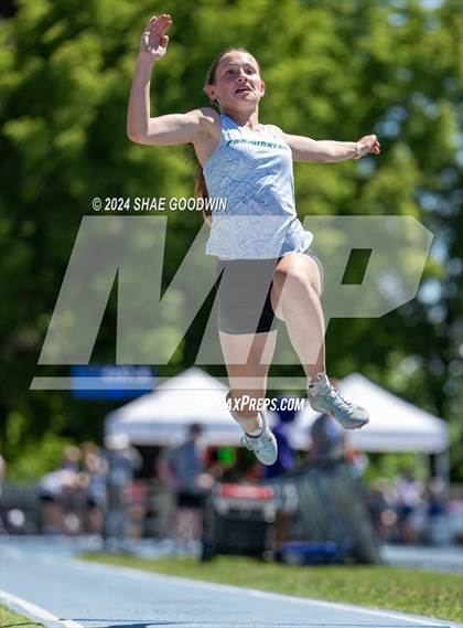 Thumbnail 2 in USHAA 6A Finals (Long Jump) photogallery.