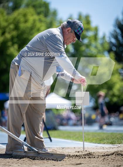 Thumbnail 2 in USHAA 6A Finals (Long Jump) photogallery.