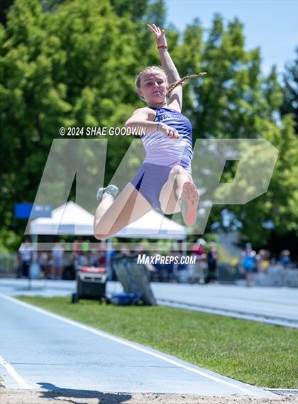 Thumbnail 2 in USHAA 6A Finals (Long Jump) photogallery.